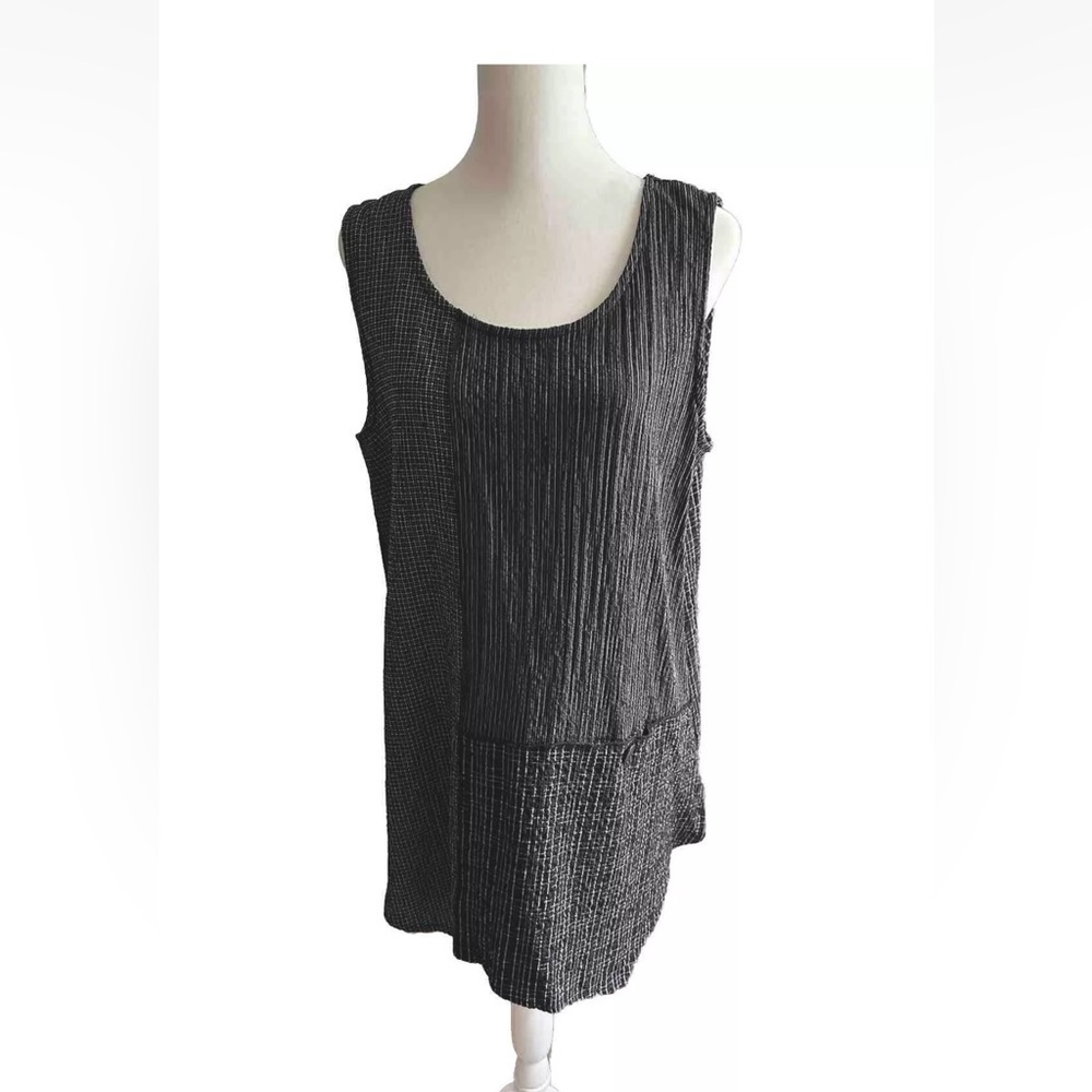 HABITAT Charcoal gray/black sleeveless top Sz M